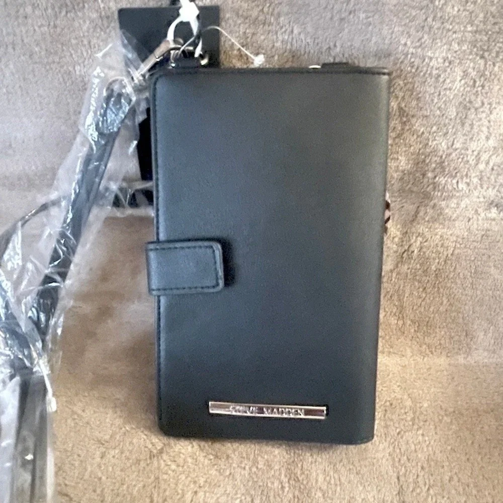 Steve Madden‎ Women Black Faux Leather Crossbody Wallet Phone Case Purse NWT